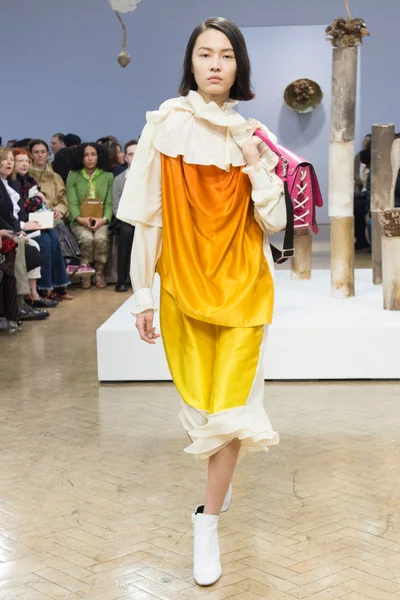 Look 33